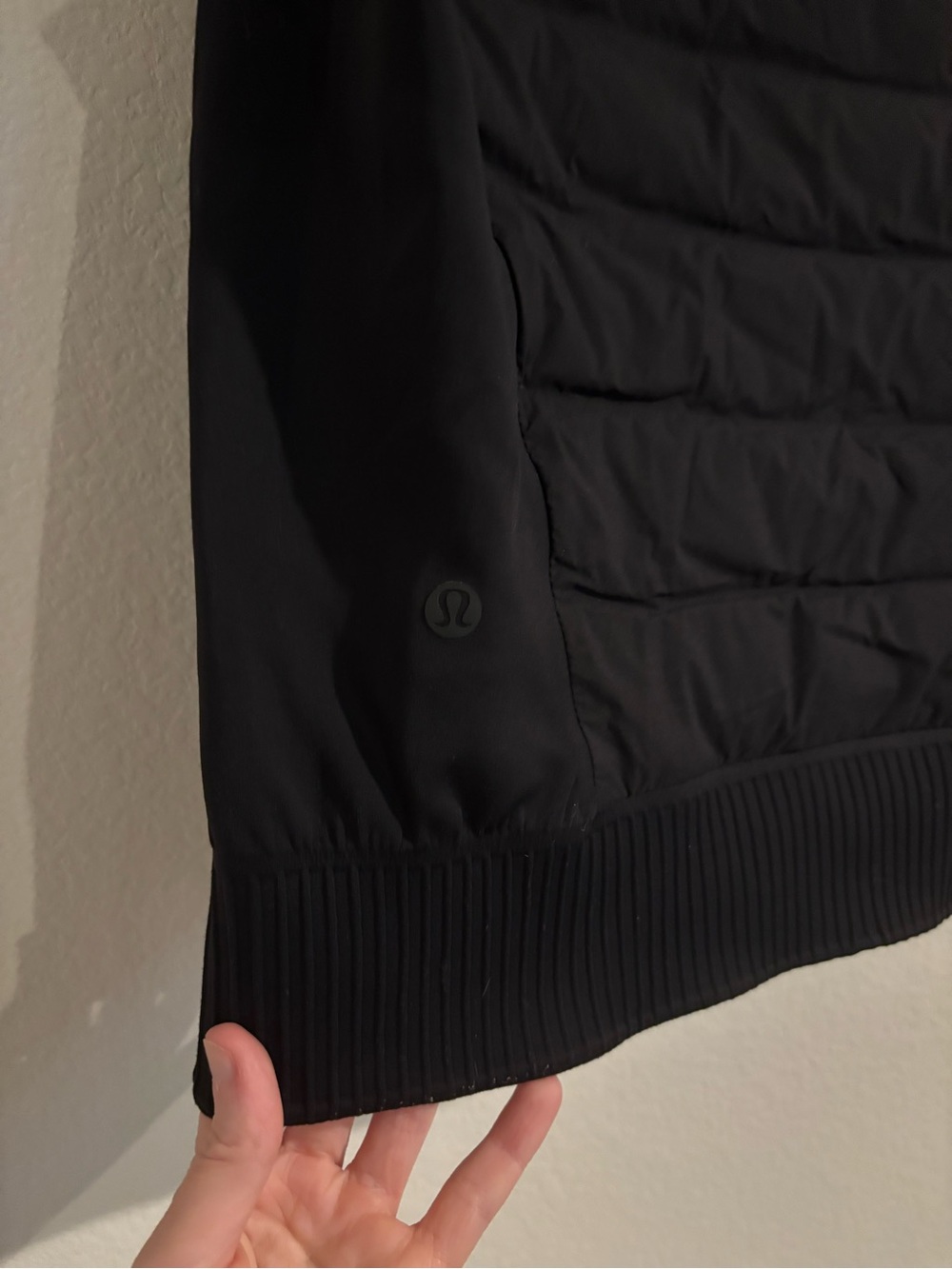Lululemon black zip vest - Picture 5 of 8